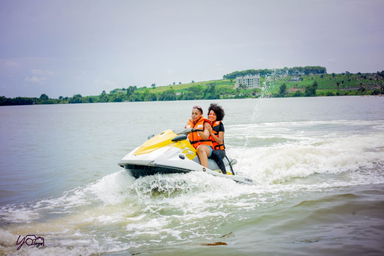 Jet ski